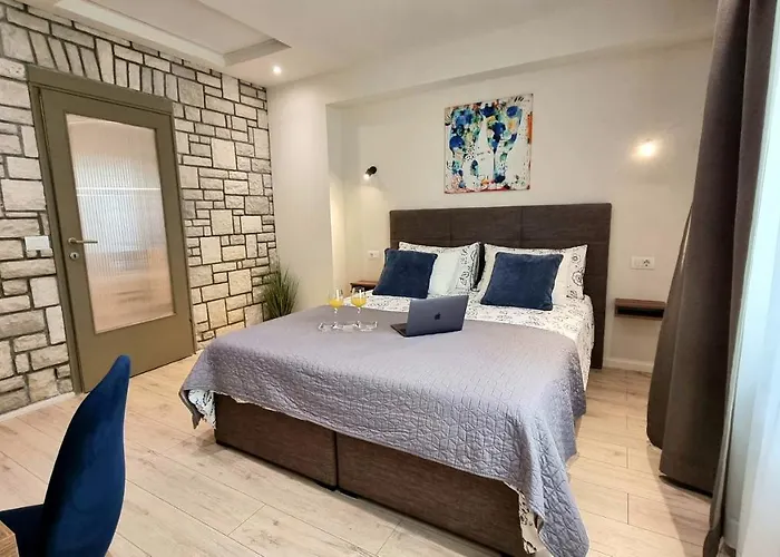 Luxe Apartment Mr.M